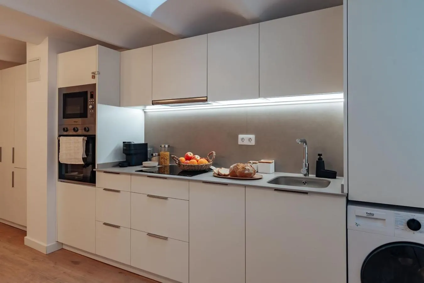 Casa Lennon Apartment Barcelona Spain